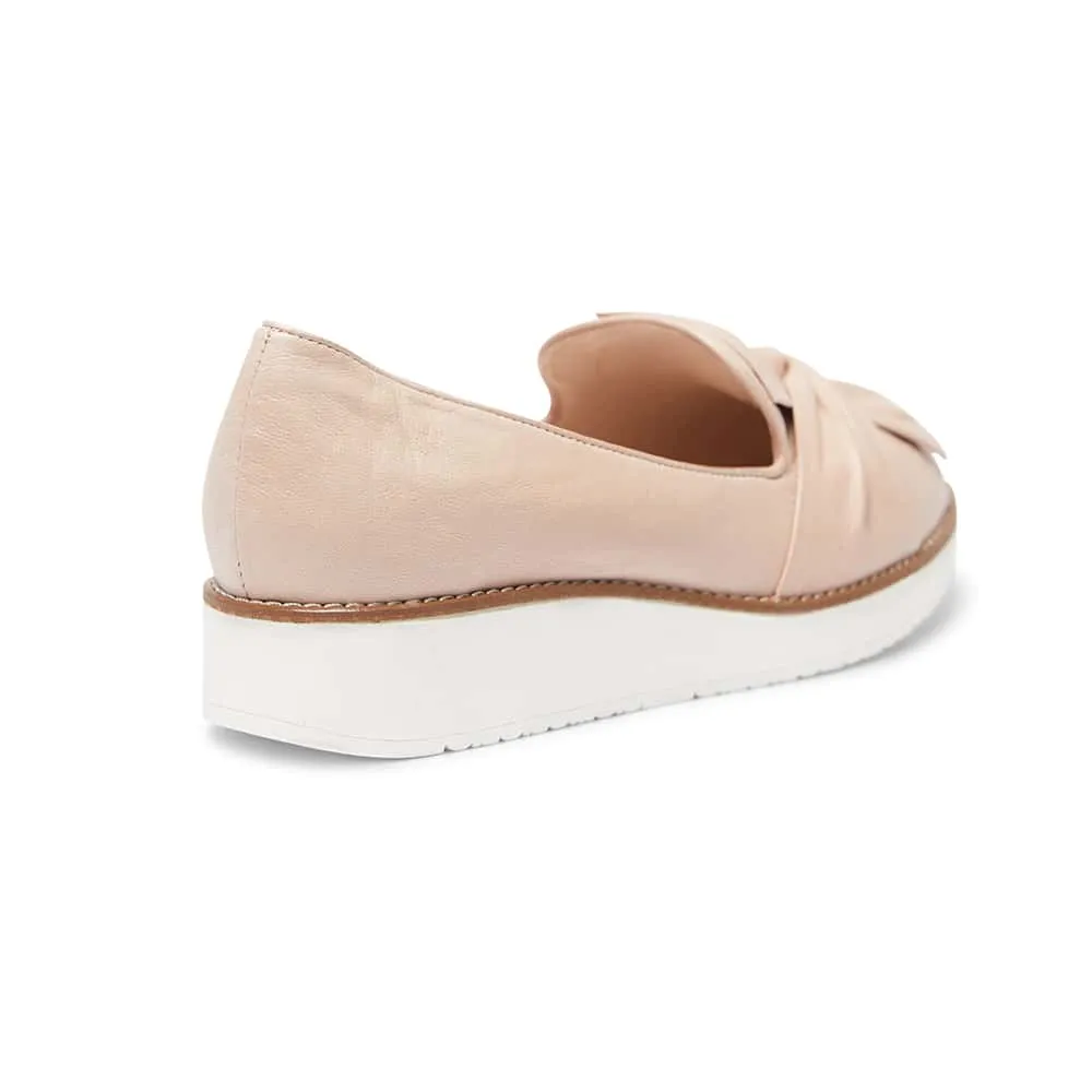 Dandy Flat in Blush Leather