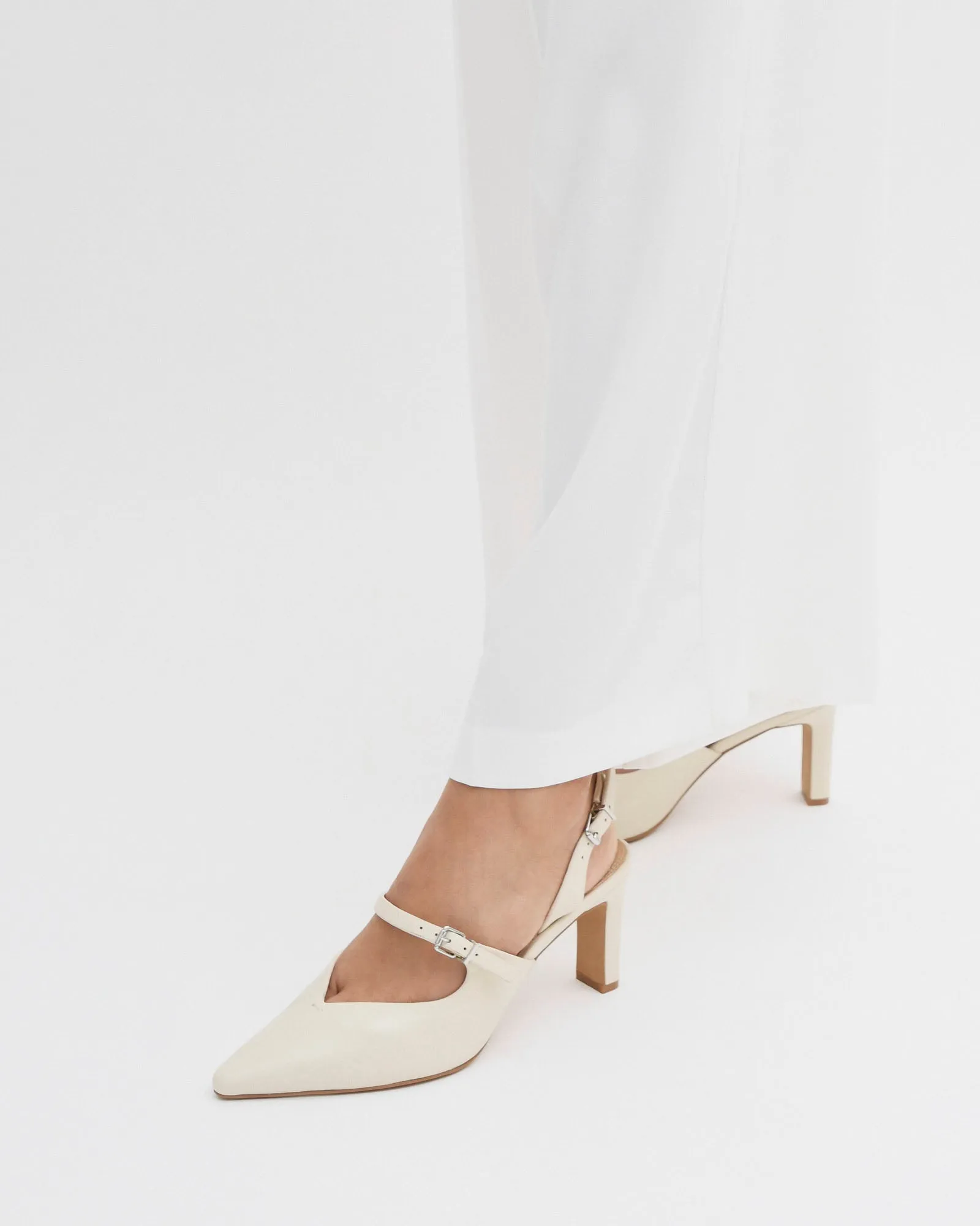 INGRID MID HEEL OFF WHITE LEATHER