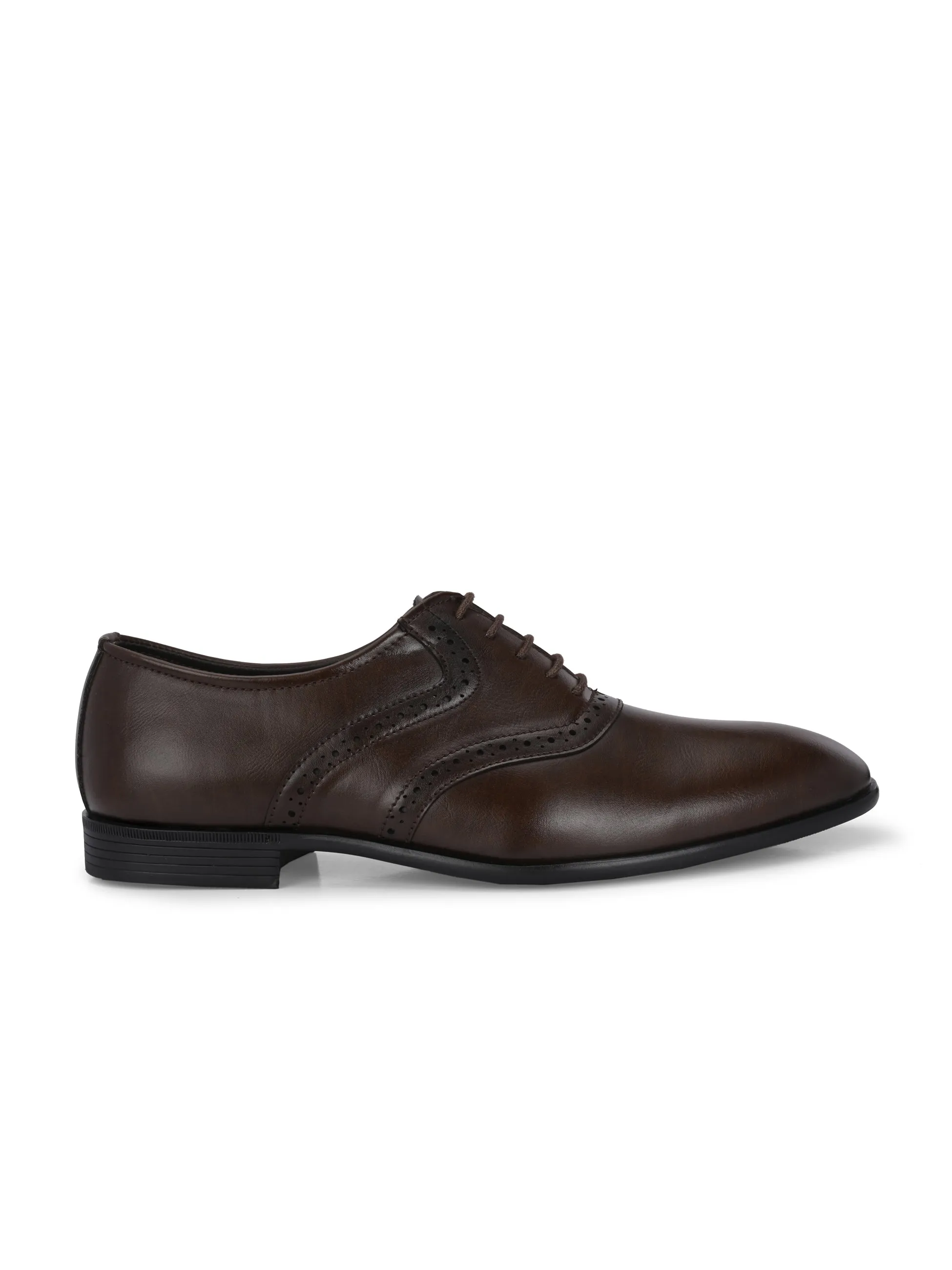 Solid Men Formal Brogues Shoes