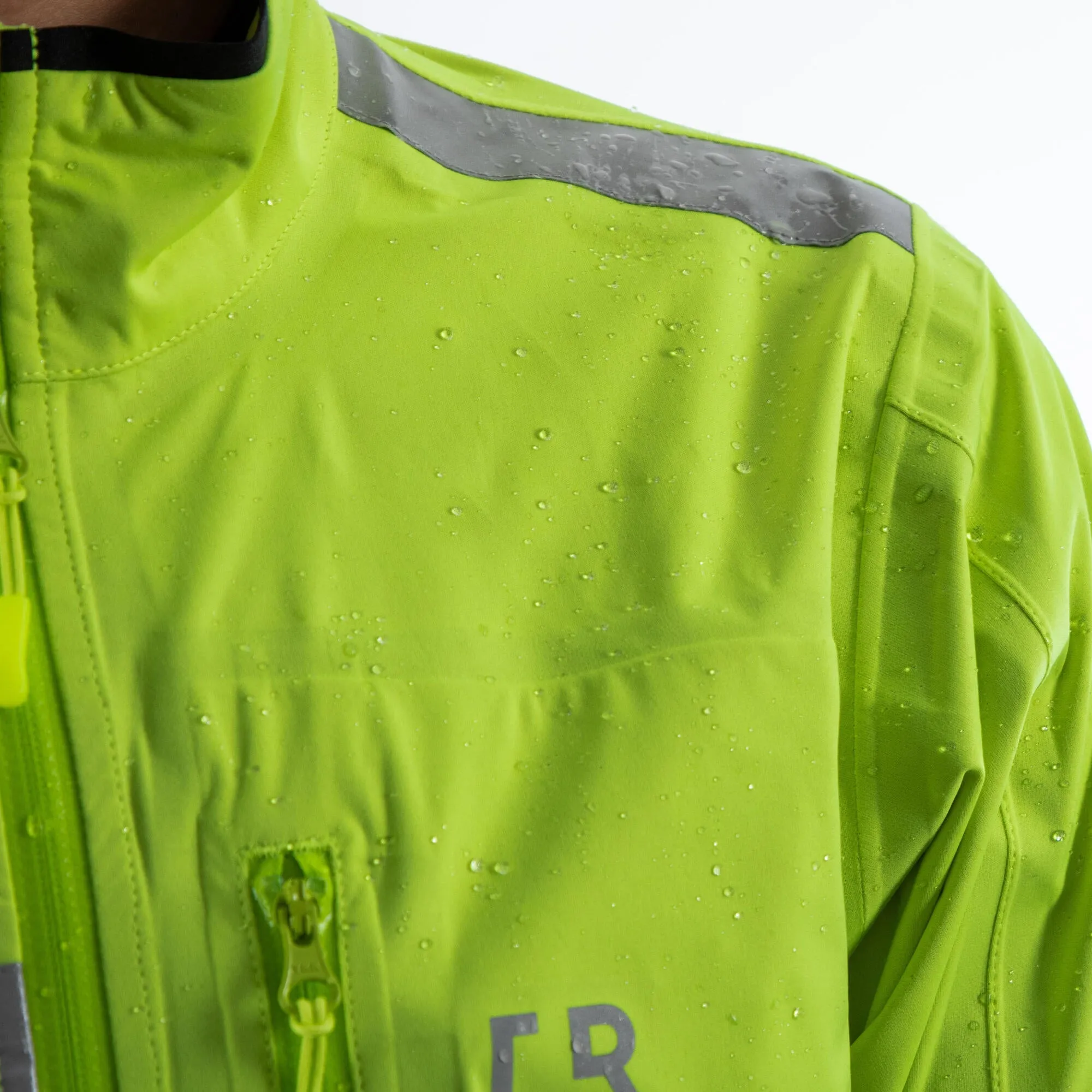 Triban RC500 High-Visibility Showerproof Cycling Jacket Men's